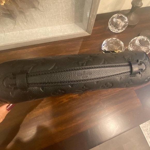 SOLD OUT”””””Louis Vuitton pochette metis empreint - Picture 3 of 7